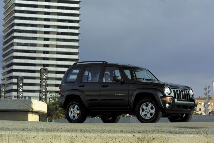  Jeep Cherokee 2002 года  (фото 44 из 130)